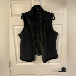 Chaps fur lined faux suede vest Size XL
